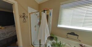 Mission Ridge bathroom before restoration, second view